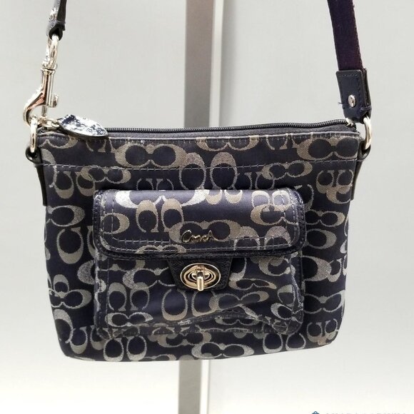 Coach Signature Turnlock Crossbody - Picture 1 of 7